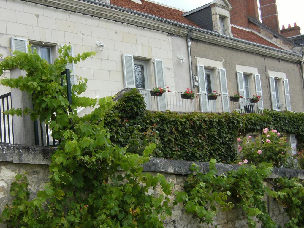 La Chaussee Des Ponts Noyers-sur-Cher Room photo